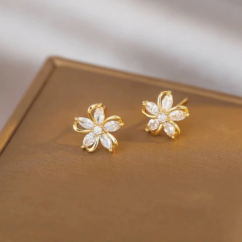 Helix Cartilage Ring - لذيذ قرط صغير زهري للنساء ثقب