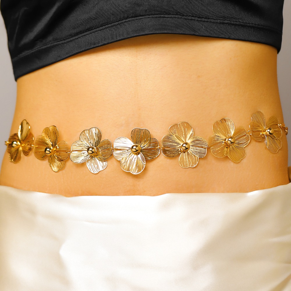 Body Jewelry Charms - سلسلة خصر معدنية ذهبية اللون بتصميم